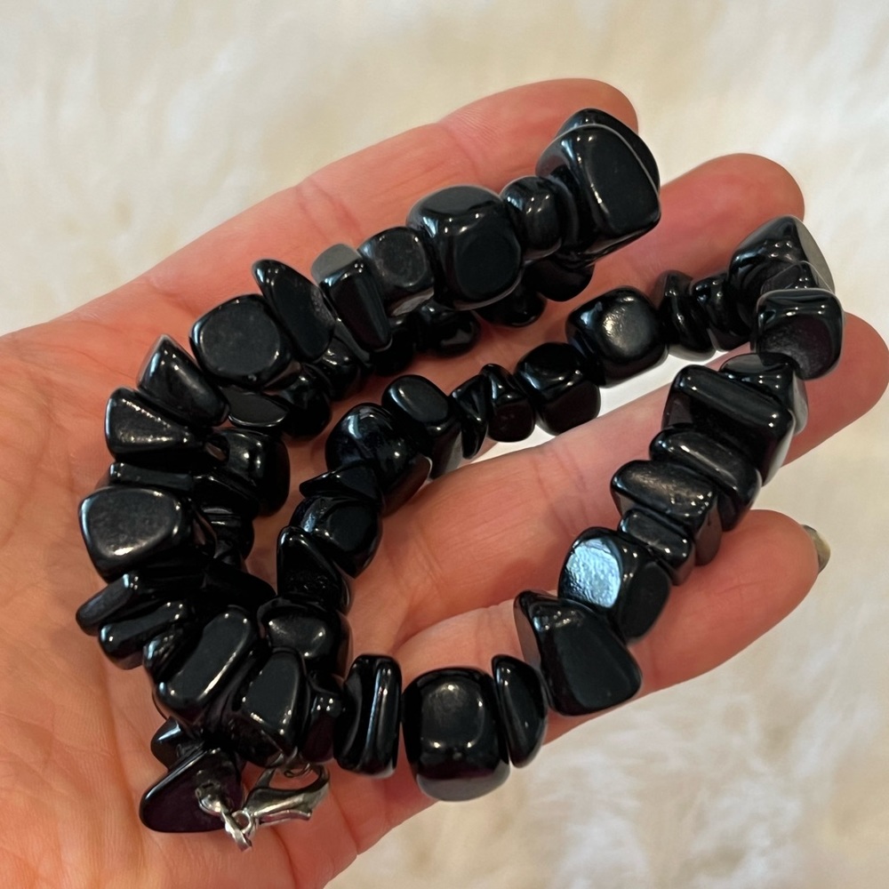 Irregular Natural Black Onyx Stones Necklace w/Silver Tone Clasp ~ Vinta…